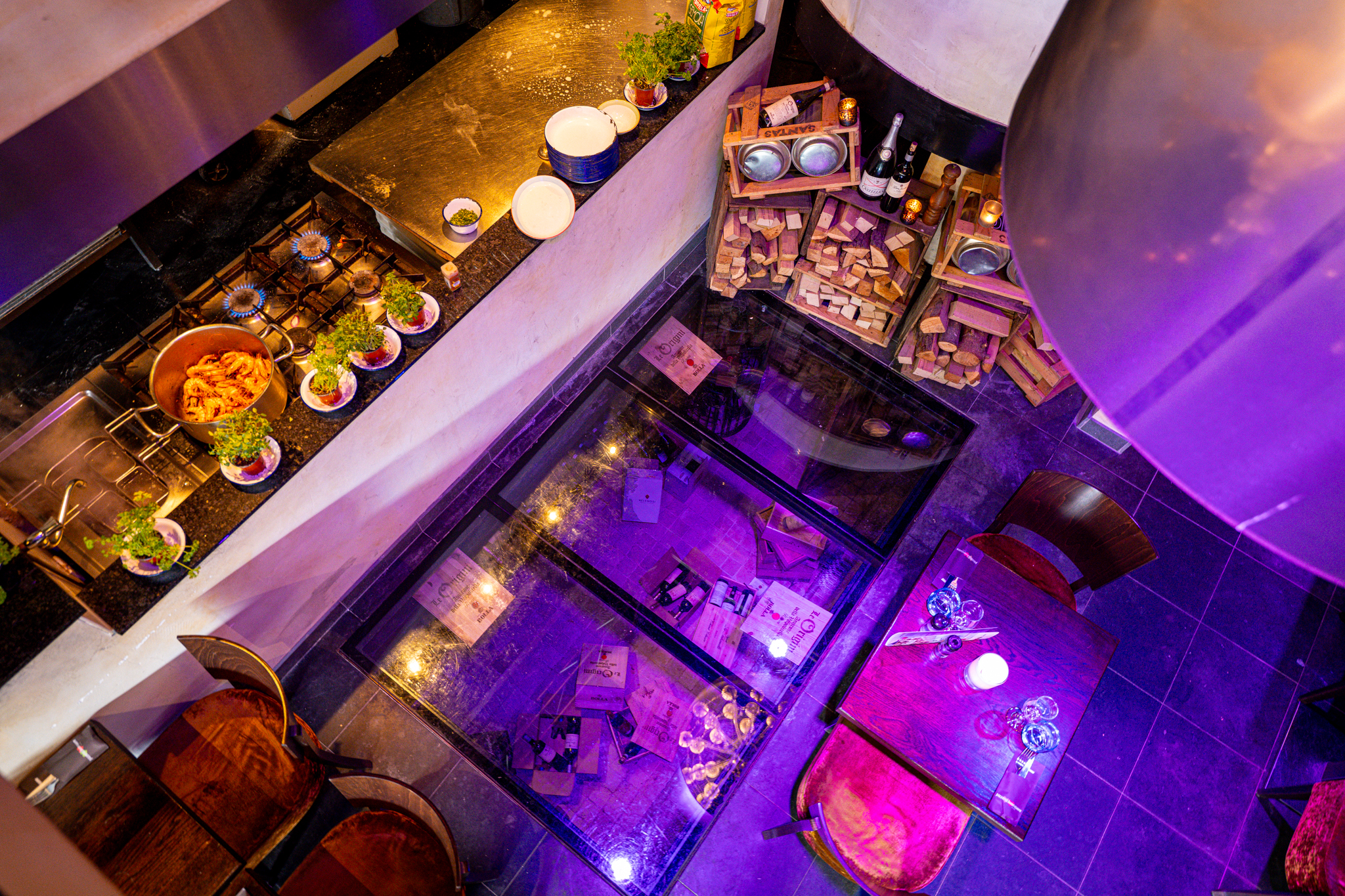 Interieur bovenaanzicht restaurant